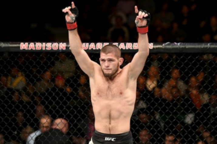 Khabib segue invicto com 24 vitórias