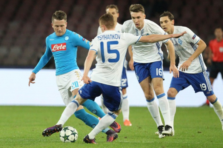 Zielinski - Napoli x DÃnamo de Kiev