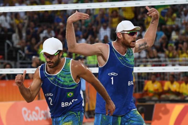 Alison e Bruno Schmidt - ouro no vôlei de praia