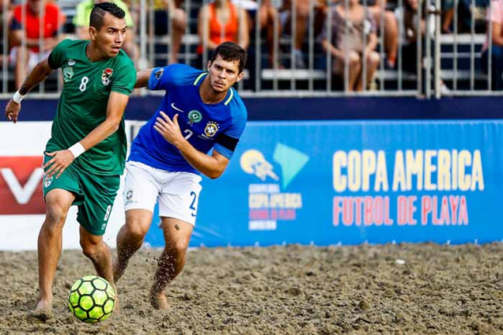 Beach Soccer - Brasil homenageia vítimas da Colômbia e goleia Bolívia na estreia na Copa América
