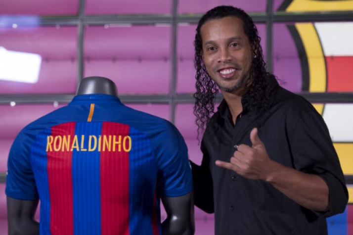 Resultado de imagem para ronaldinho gaucho 2017