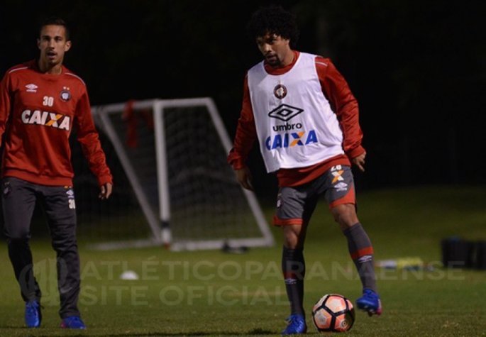 Sistema defensivo do Atlético-PR foi o melhor do Campeonato Brasileiro de 2016