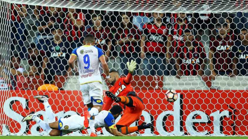 Atlético-PR X Desportivo Capiatá
