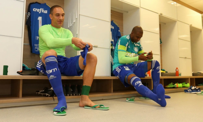 Prass também prioriza Libertadores, mas diz que Alecgol se expressou mal