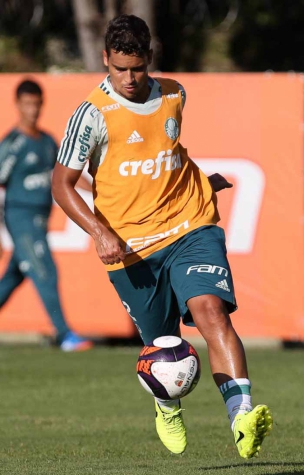 Recuperado, Jean volta a treinar com os companheiros no Verdão