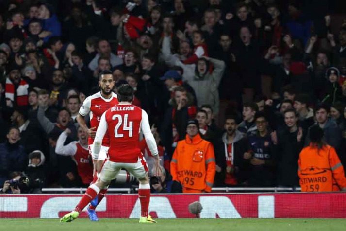 BellerÃn e Walcott - Arsenal x Bayern de Munique