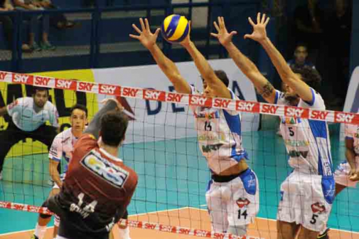 Funvic Taubaté vence JF Vôlei e abre vantagem na série