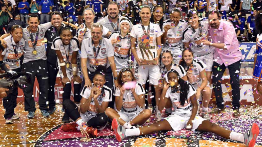 Corinthians conquista o título da LBF sobre o Uninassau