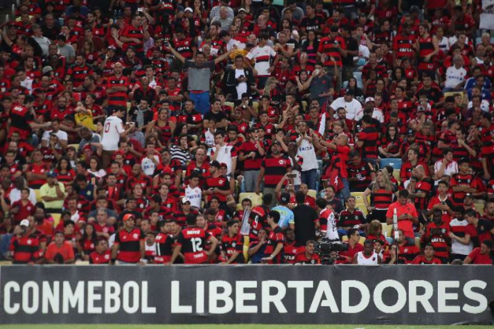 Torcida do Flamengo no duelo contra a Católica
