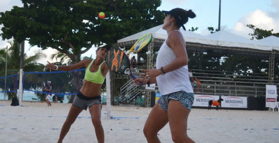 Joana Cortez e Rafaella Miiller em Maceió