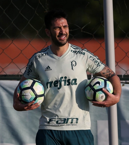 Treino do Verdão tem Mina e Guerra poupados e evolução de Luan