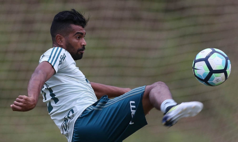 Thiago Santos vê Palmeiras evoluir com sequência invicta no Brasileiro