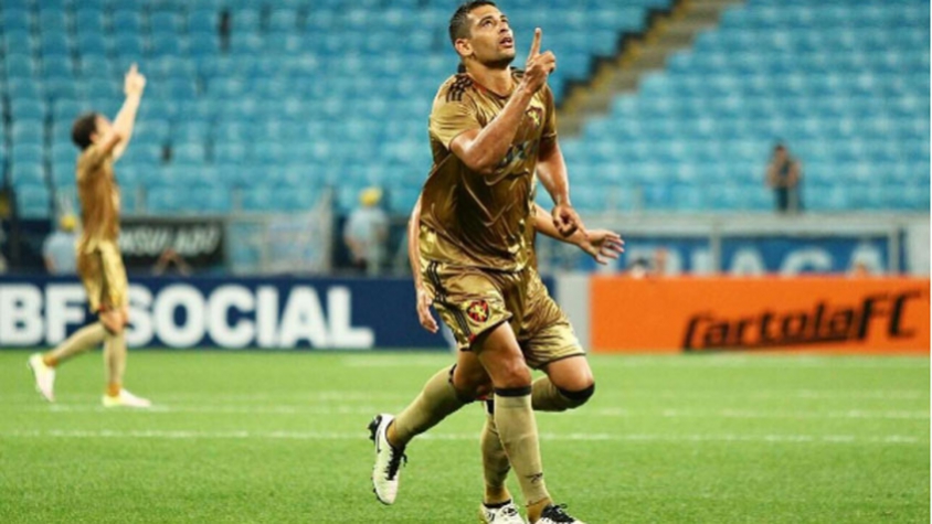 Presidente do Sport nega ida de Diego Souza para o Palmeiras