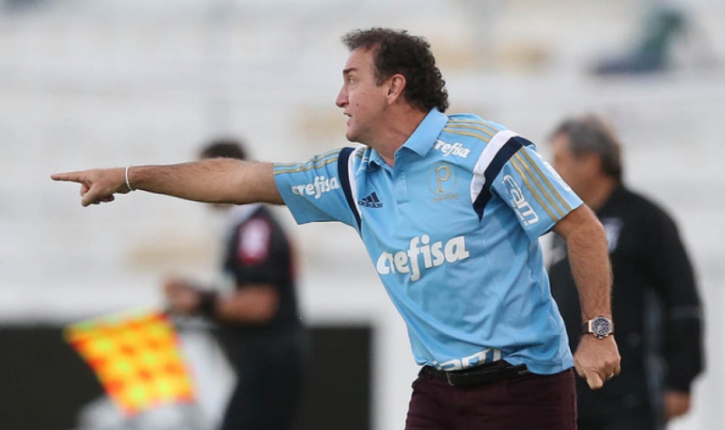 Cuca vê 'jogo de Libertadores' em Campinas e elogia Guerra e Furtado