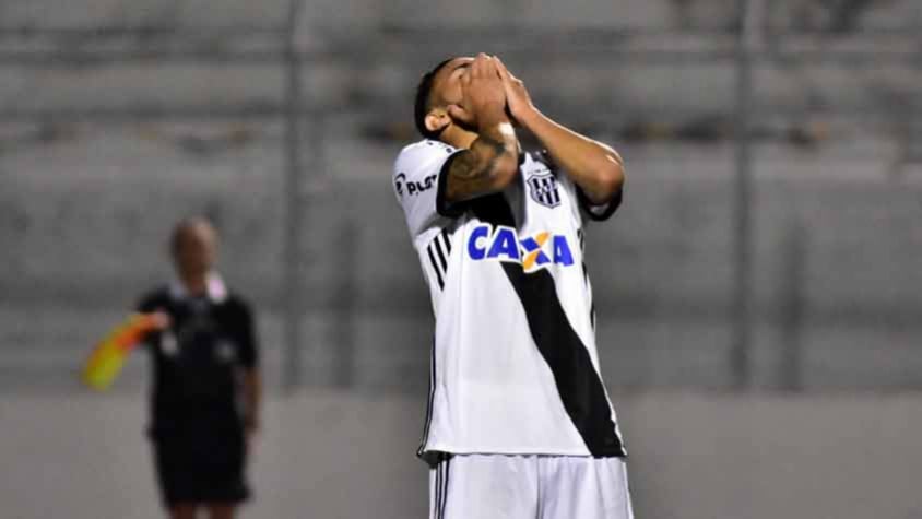 Ponte Preta x Bahia