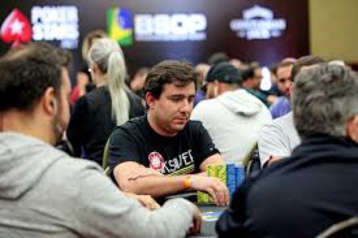 Brasileiro Renato Bauru no WSOP
