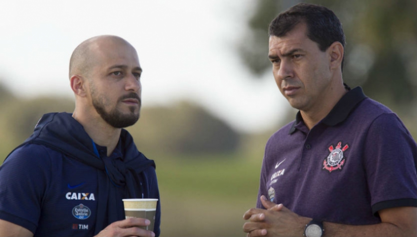 Sem contratação, Timão deixa Carille '100% satisfeito' por não perder peças