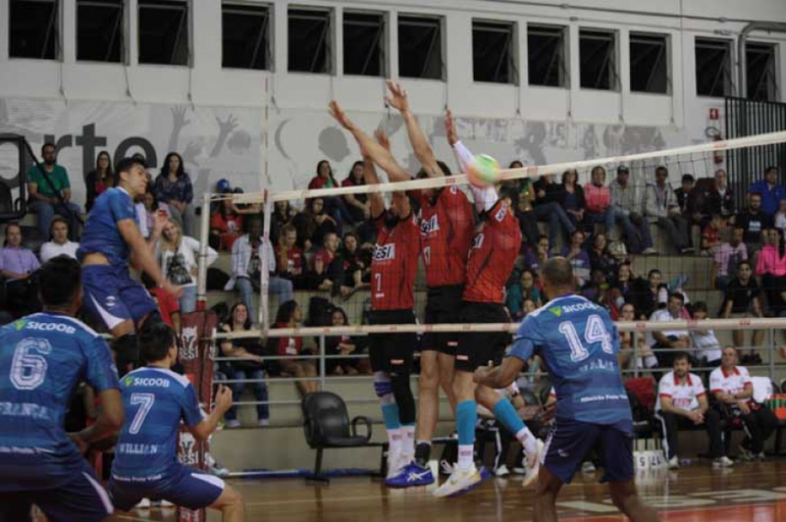Sesi-SP vence São Francisco Saúde/Vôlei Ribeirão na abertura do Paulista 2017