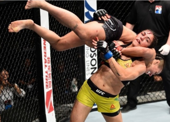 Jéssica Andrade, Claudia Gadelha