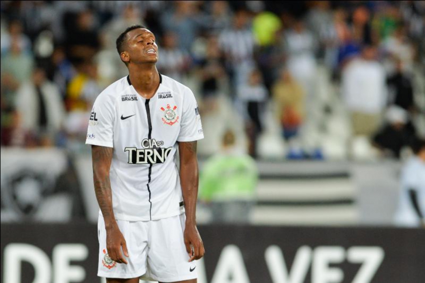 Botou fogo? Colunistas analisam impacto da derrota do Corinthians