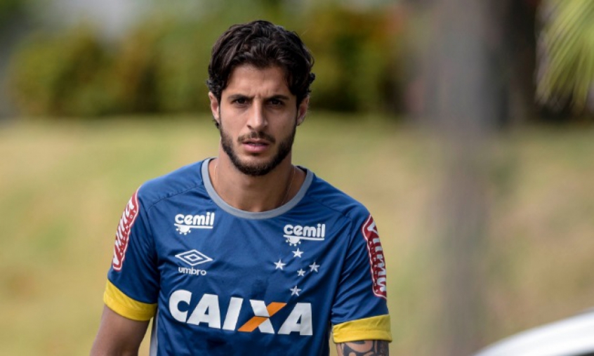 Hudson sofre lesão grave na coxa e fica fora do Cruzeiro até 2018