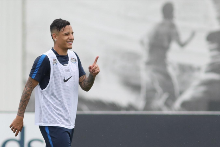 'Novo Marcelo', críticas sobre balada e futuro: Arana responde no Timão