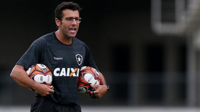 Alberto Valentim