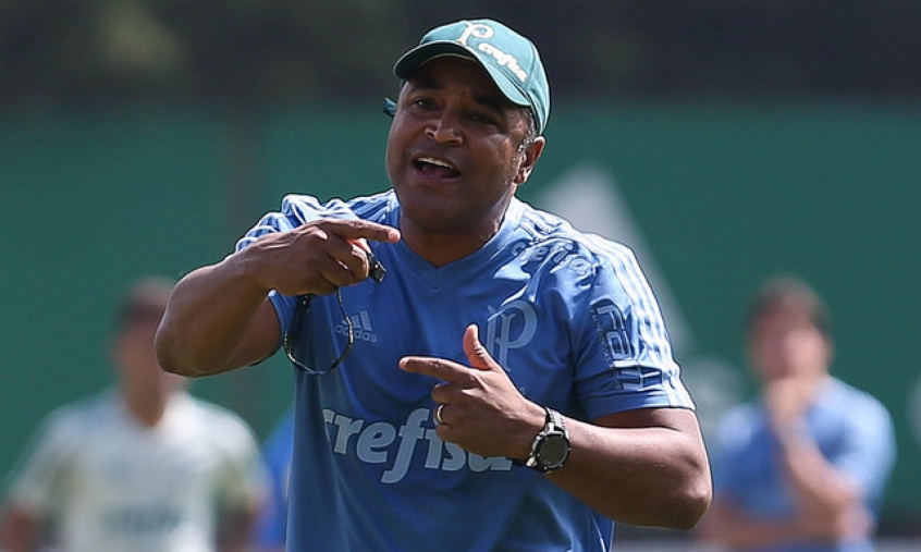 Palmeiras faz treino fechado e deve ter novidade contra o Alianza Lima