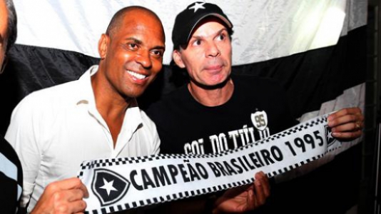 HOME - Festa dos 20 anos do título brasileiro do Botafogo em 1995 - Túlio Maravilha e Donizete (Foto: Cleber Mendes/LANCE!Press)