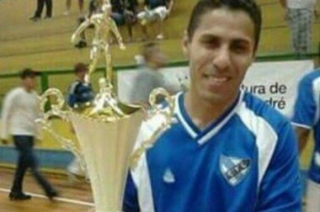 Toni ex-jogador Operário