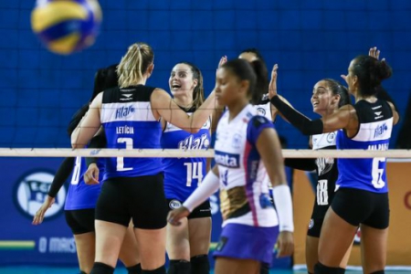 Pinheiros subiu para a oitava posição com a vitória