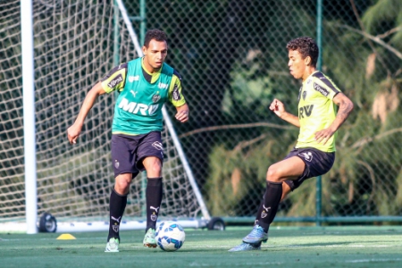 lateral-esquerdo Mansur - Atlético-MG (Foto: Bruno Cantini / Atlético MG)