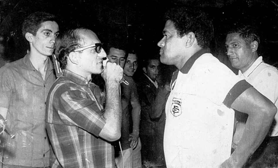 Garrincha vestiu a camisa do Treze-PB por um jogo. Foi em 1968, 2 a 1 para a seleção da Romênia. Ele não fez gol.