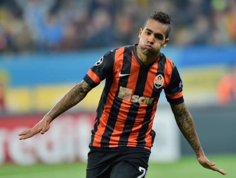 O brasileiro Alex Teixeira foi o artilheiro da temporada no Campeonato Ucraniano