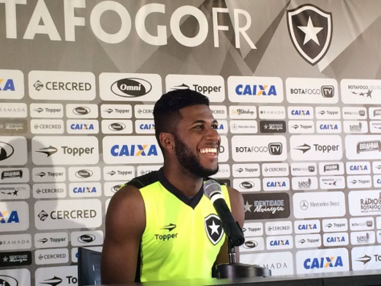 Emerson coletiva Botafogo 24/10/16