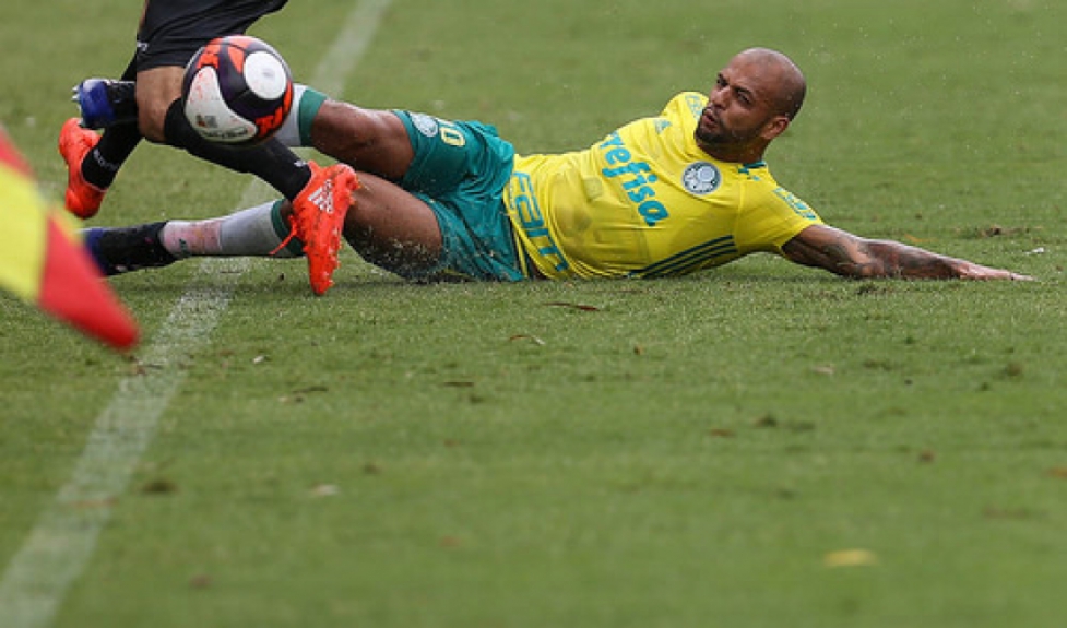 Felipe Melo em jogo-treino do Palmeiras