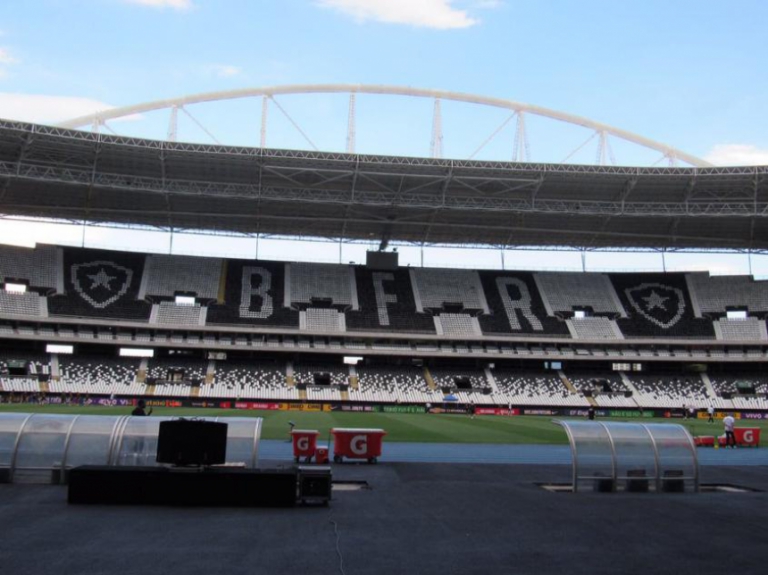 Estádio Nilton Santos