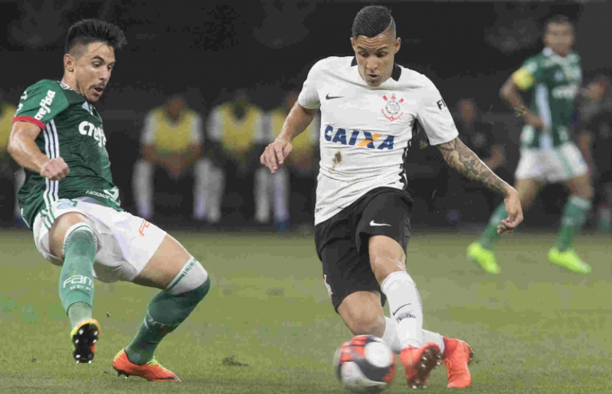 Guilherme Arana no Dérbi