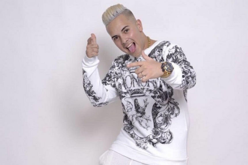 Os brasileiros ainda não conheciam o MC G15 e o hit do verão "Deu Onda"