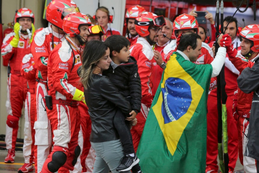 Felipe Massa ainda não havia disputado o seu último GP de Interlagos. Muito menos saberia que aquele não seria a última vez no Brasil