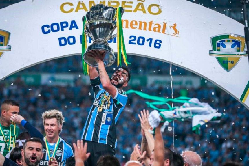 O Grêmio ainda carregava o fardo de um longo período sem títulos de expressão