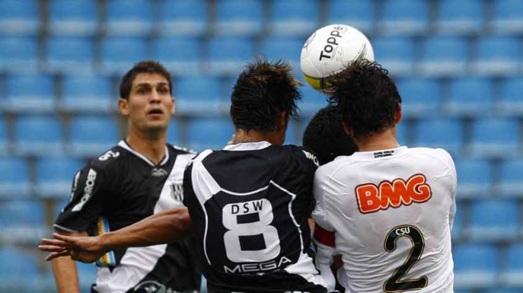 25/02/2012 – Santos 6 x 1 Ponte Preta – Campeonato Paulista – Arena Barueri