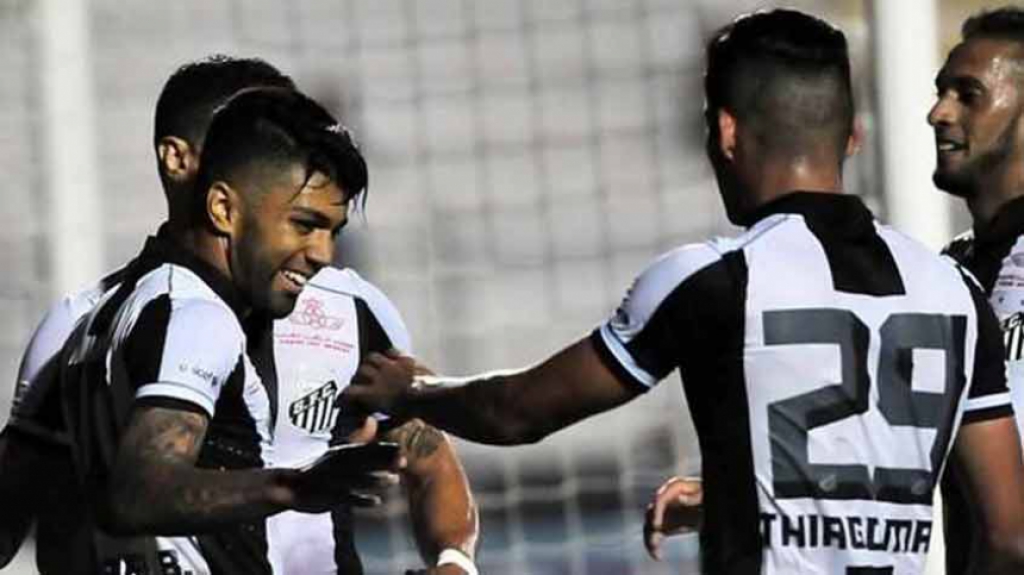 03/02/2016 – Santos 2 x 0 Ponte Preta – Campeonato Paulista – Moisés Lucarelli