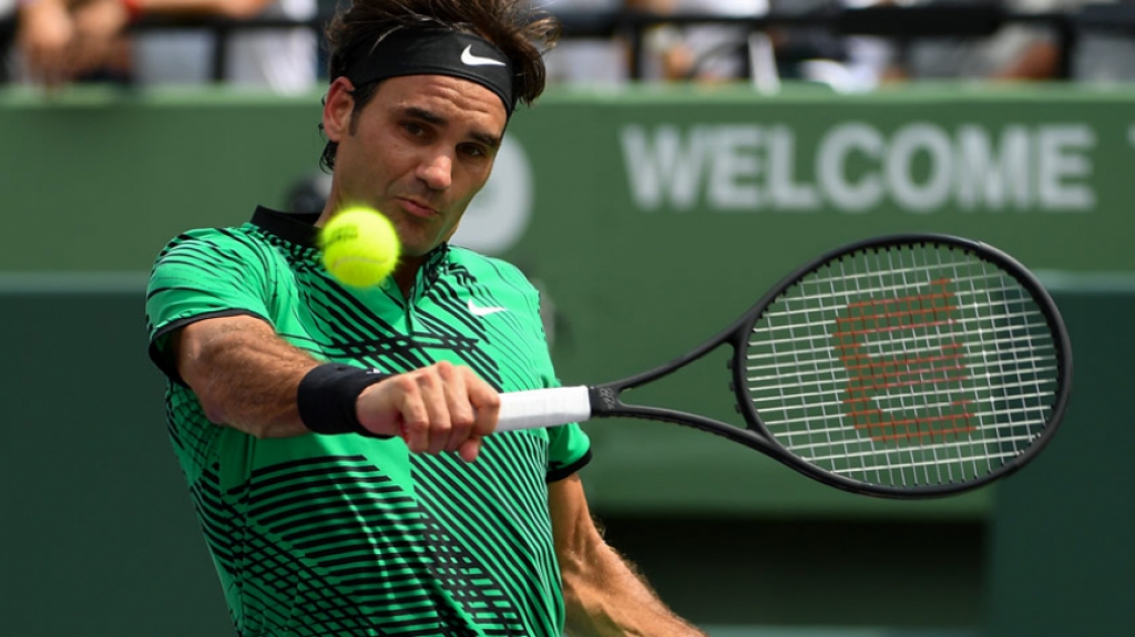 Aos 35 anos, se tornou o jogador mais velho a vencer um torneio deste nível superando Andre Agassi, que havia ganho com 34 anos
