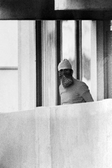 Nos Jogos Olímpicos de Munique, em 1972, a delegação de Israel sofreu um ataque por parte grupo terrorista palestino denominado Setembro Negro. Ao todo morreram 11 membros da delegação, cinco terroristas e um policial.