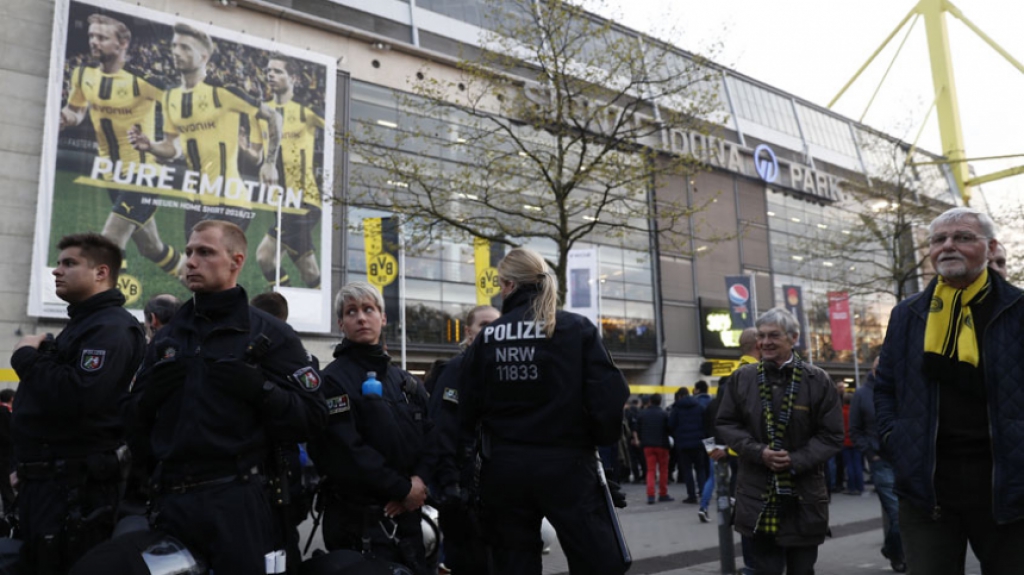 Explosões ocorrem perto de ônibus do Borussia Dortmund
