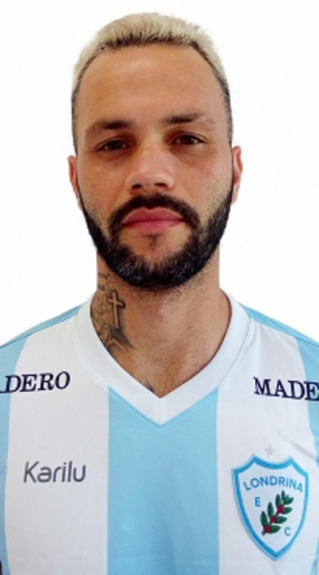 Paulo Rangel - atacante - 32 anos
