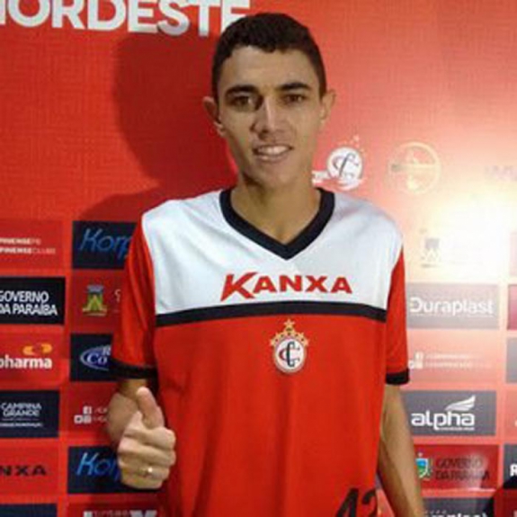 Minho - atacante - 22 anos
