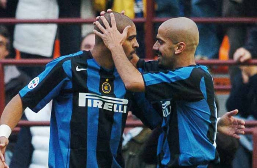 Entre 2004 e 2006 jogou em grande estilo pela Internazionale, onde ganhou a Tríplice Coroa em 2005/2006: campeão italiano, da Copa da Itália e da Supercopa da Itália