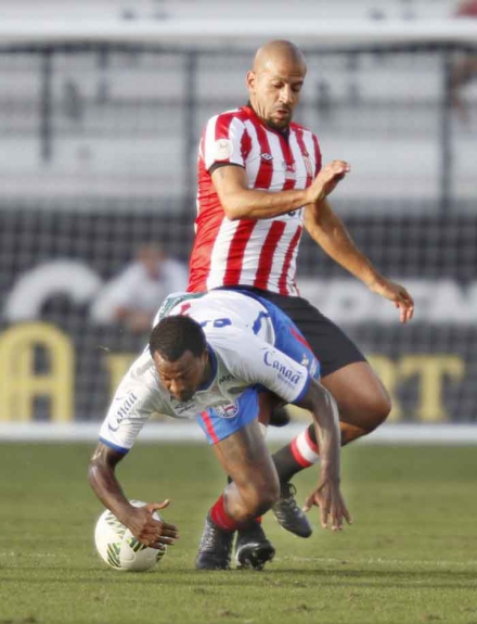 Após encerrar a carreira assumiu a presidência do Estudiantes, porém, voltou a jogar em janeiro desse ano para ajudar dentro de campo seu time. Disputou a Flórida Cup nos Estados Unidos